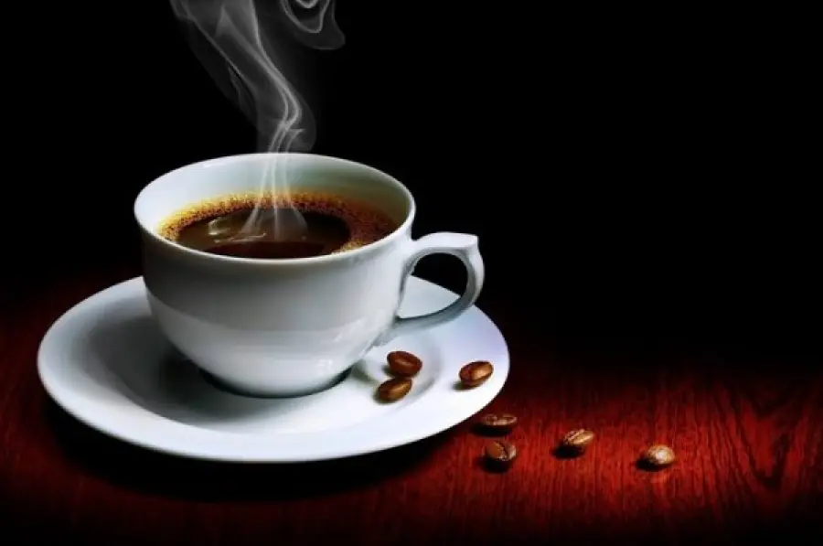 Tazzine da caffè, irrinunciabili tra i servizi completi per la colazione