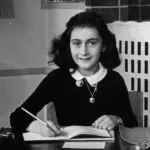 Volevano vendere il costume di Anna Frank per Halloween: ecco cosa è successo dopo 
