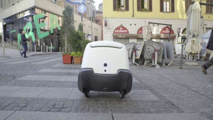 Testato a Cremona Yape, il primo robot-postino
