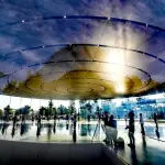 I dipendenti Apple impattano contro i vetri di Apple Park