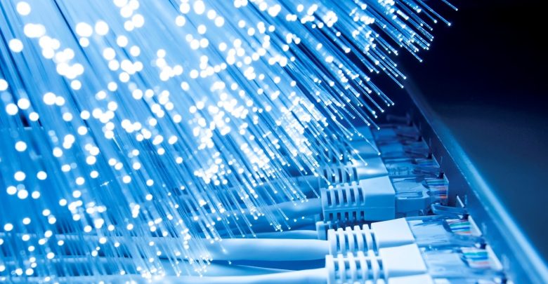 Differenza tra Fibra Ottica e ADSL, pro e contro. Cosa scegliere?